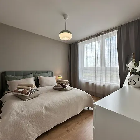 Labutia, Self-checkin, Parking, Ac *