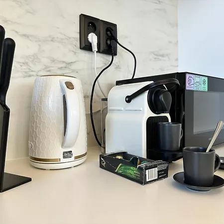 Daire Labutia, Self-checkin, Parking, Ac Bratislava