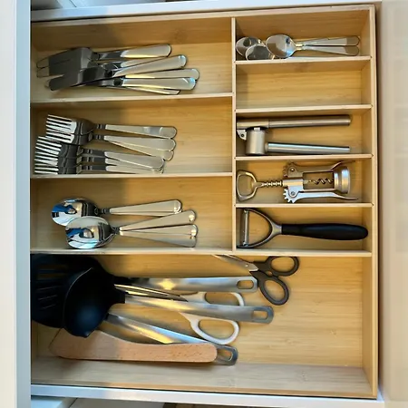 Labutia, Self-checkin, Parking, Ac Daire