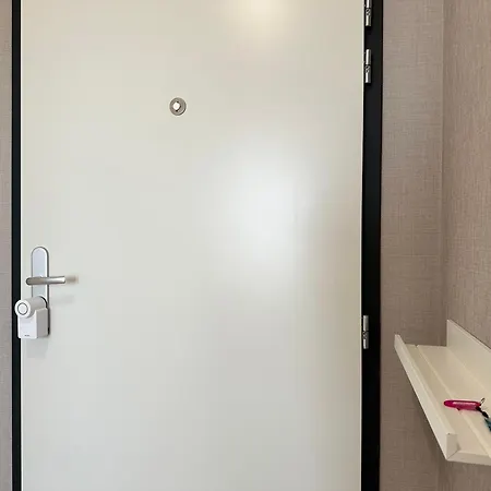 Daire Labutia, Self-checkin, Parking, Ac